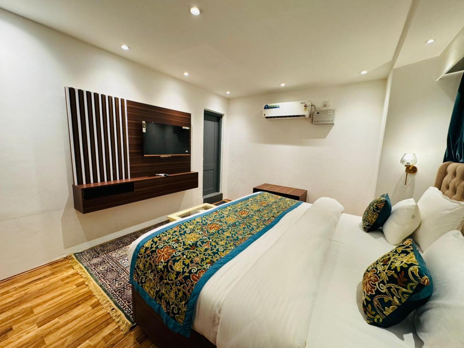 De Elaaf The Luxury Stay Srīnagar Esterno foto