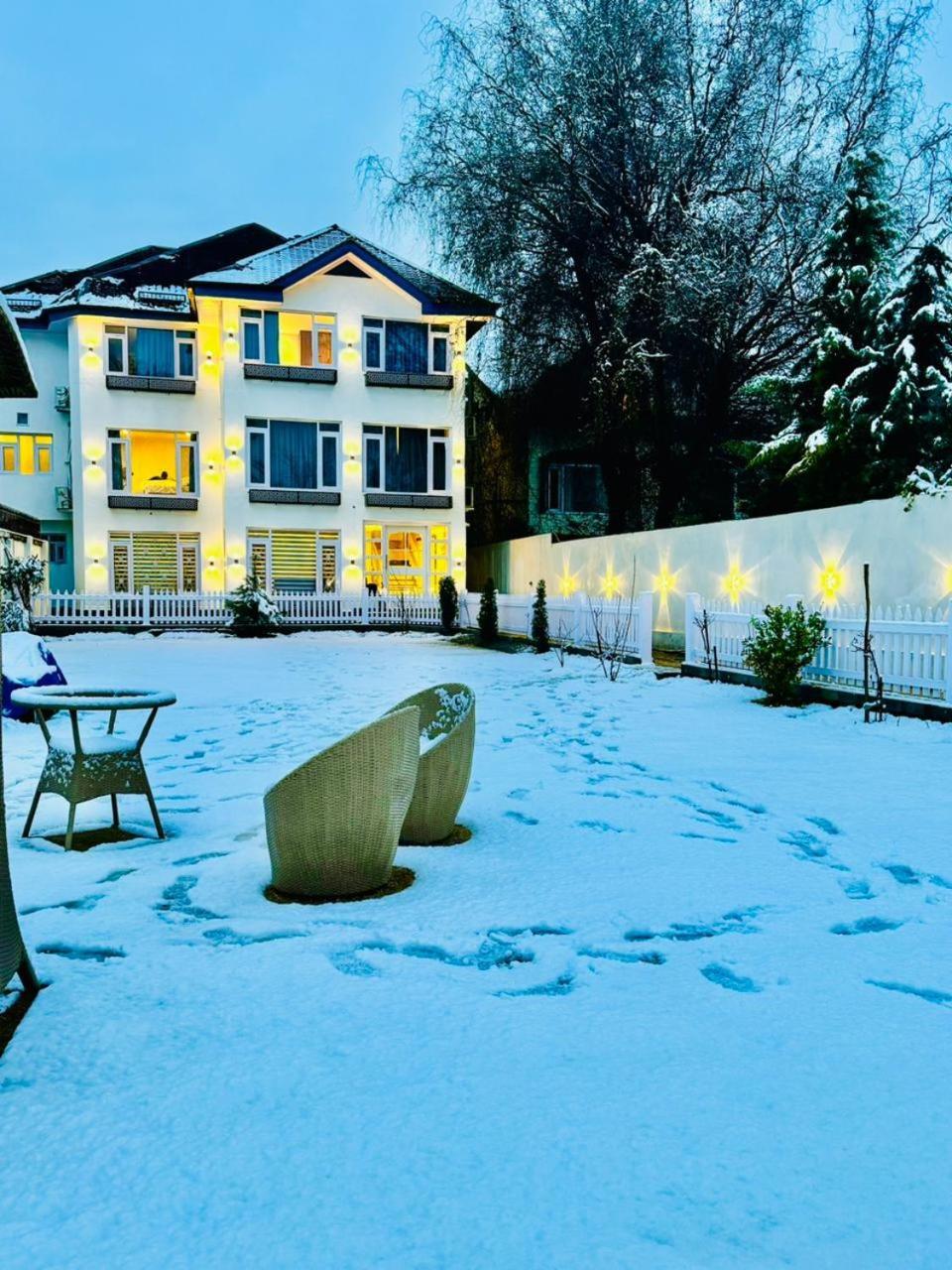 De Elaaf The Luxury Stay Srīnagar Esterno foto
