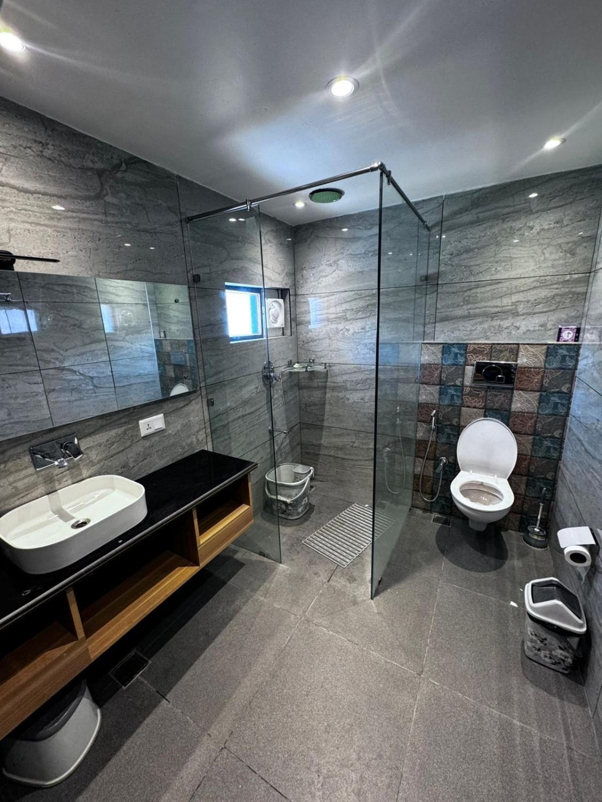 De Elaaf The Luxury Stay Srīnagar Esterno foto