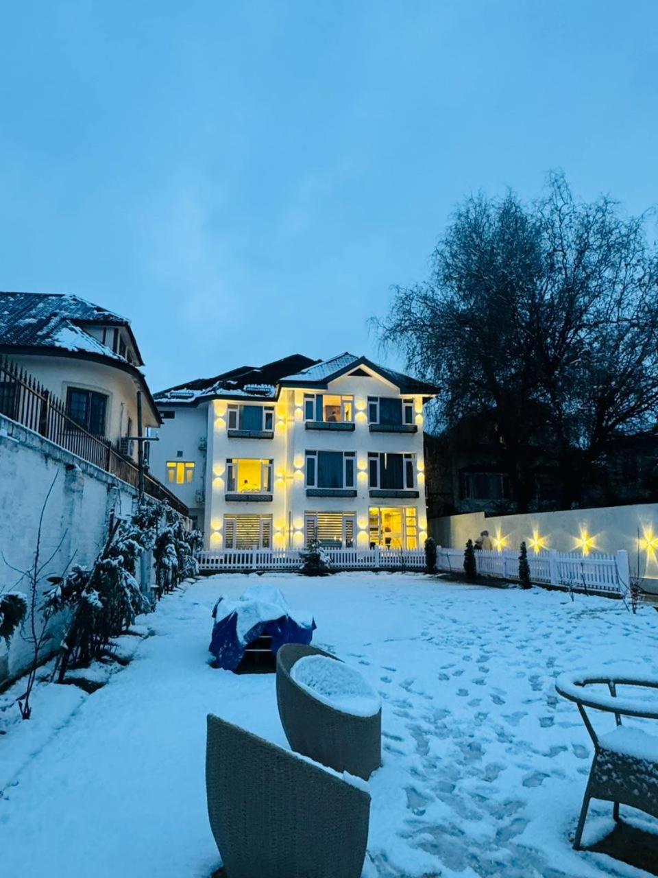 De Elaaf The Luxury Stay Srīnagar Esterno foto